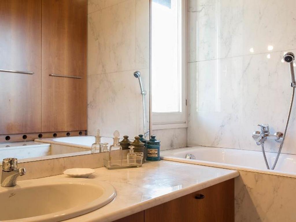 Roomy Apartment Duomo & San Babila Milano Eksteriør bilde