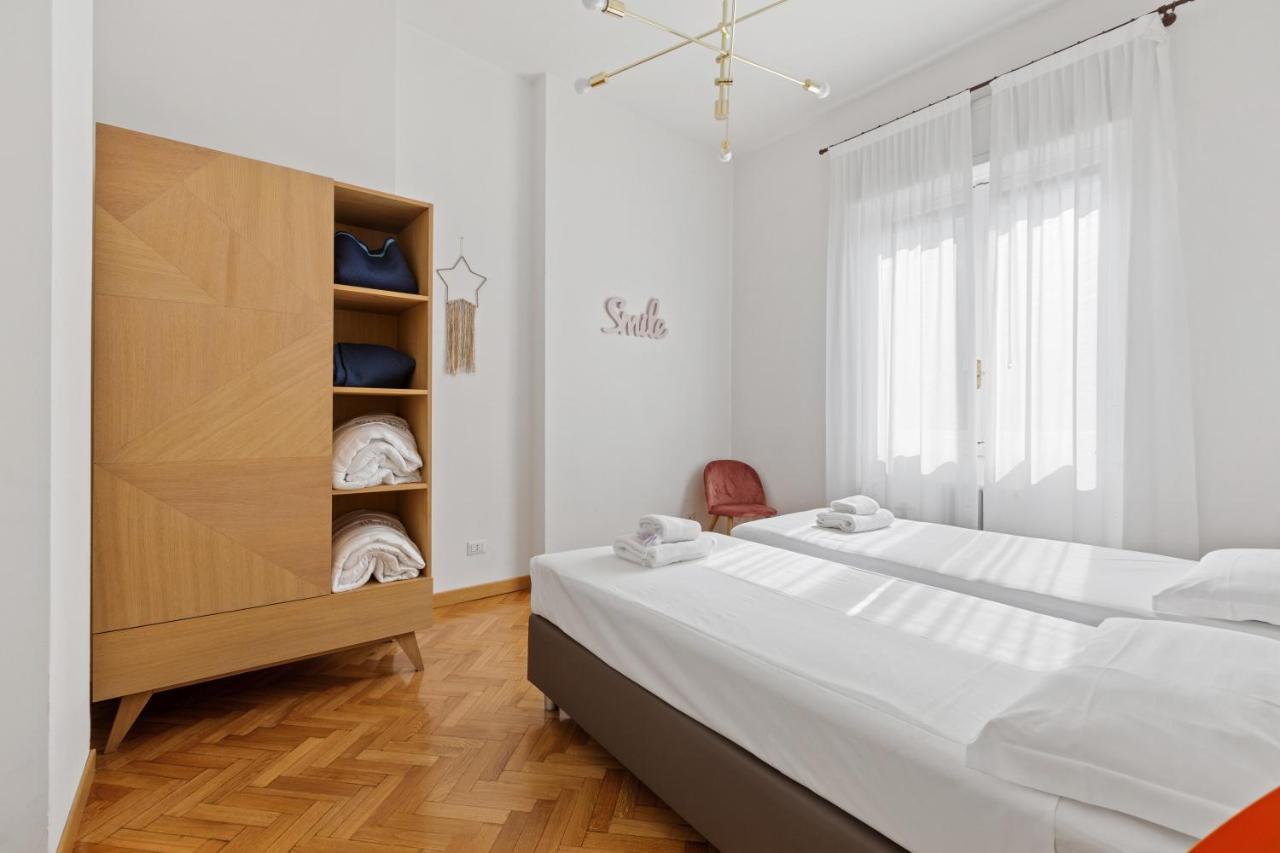 Roomy Apartment Duomo & San Babila Milano Eksteriør bilde